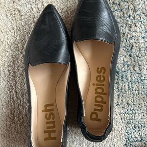 Hush Puppies Black Flats with Textured Leather and Pointed Toe